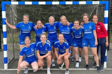 Blauw Wit handbal dames Midweeks